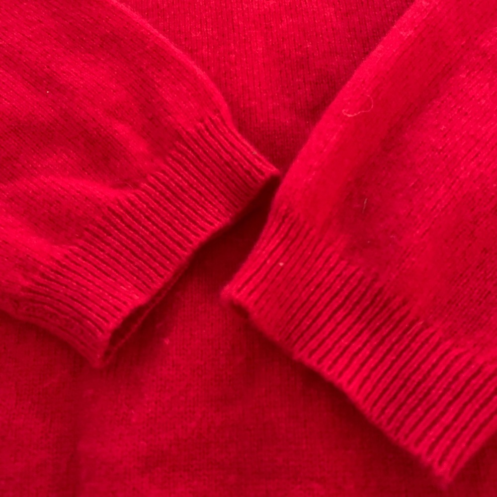 Red cashmere sweater